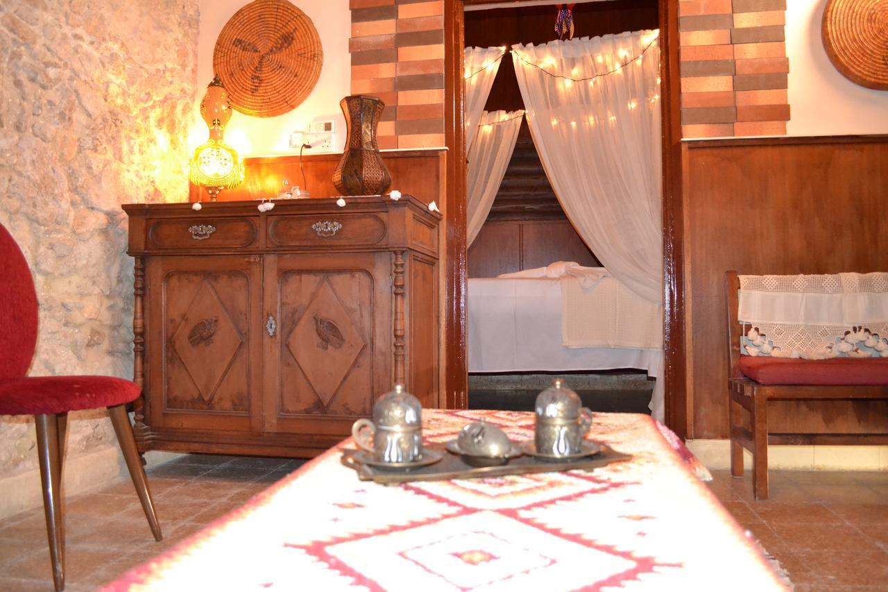 Mystery Garden Guest House ファマグスタ エクステリア 写真