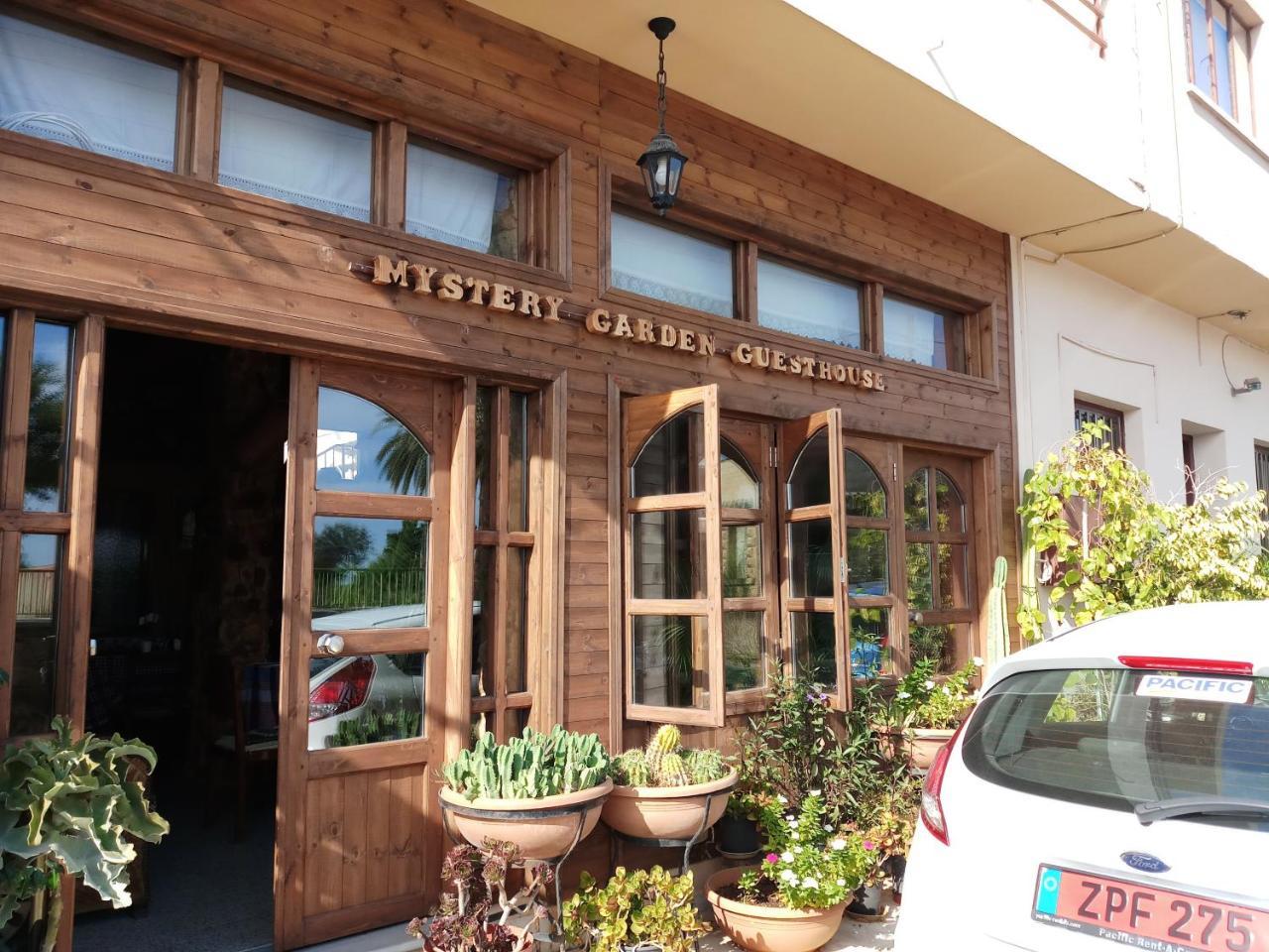 Mystery Garden Guest House ファマグスタ エクステリア 写真